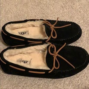 Ugg black moccasins
